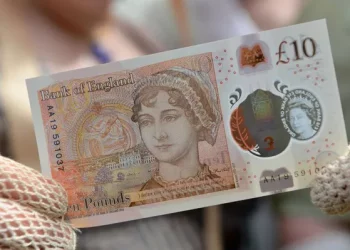 Sterling could continue to sell off if boe fails to raise rates in its entirety